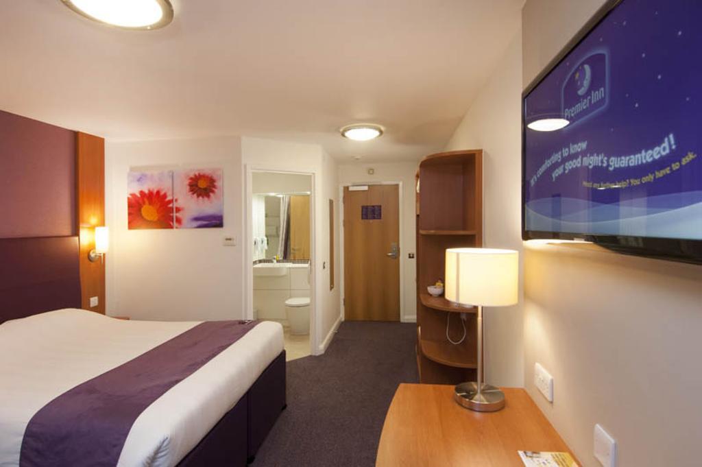 Premier Inn London Docklands Excel Δωμάτιο φωτογραφία