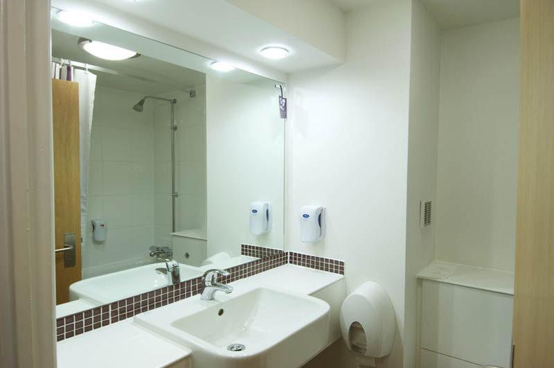 Premier Inn London Docklands Excel Εξωτερικό φωτογραφία